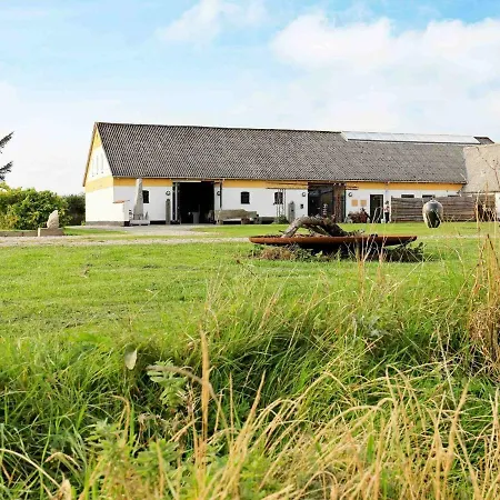 24 Person In L Kken Holiday home